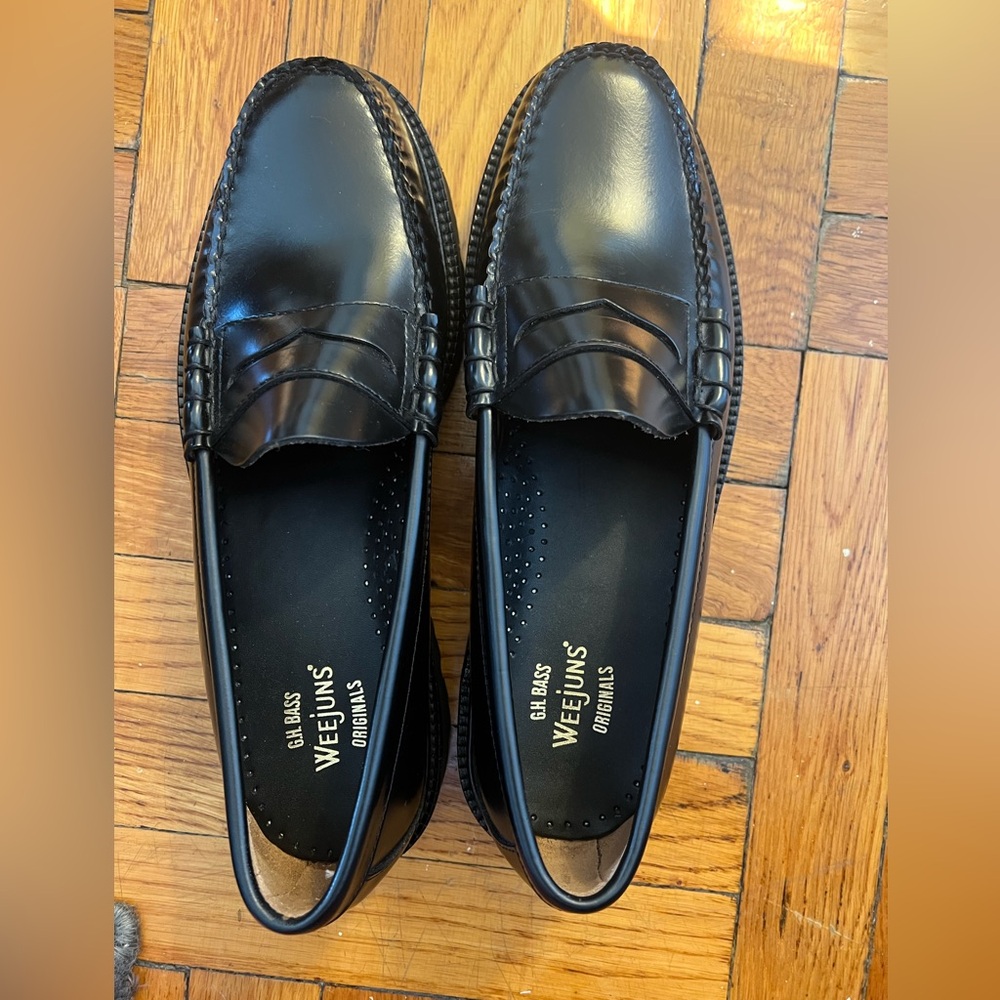 G.H. Bass & Co. Black Weejuns Loafers